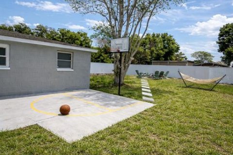 Casa en venta en Tampa, Florida, 3 dormitorios, 108.88 m2 № 2354617 - foto 28