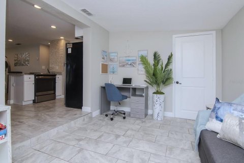 Casa en venta en Tampa, Florida, 3 dormitorios, 108.88 m2 № 2354617 - foto 14