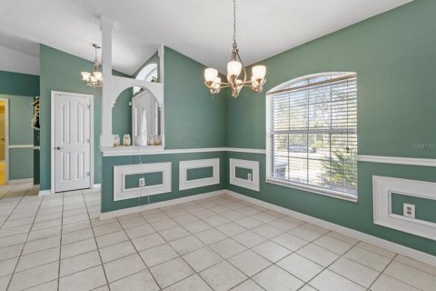 House in Citrus Springs, Florida 3 bedrooms, 166.11 sq.m. № 1619203 - photo 11
