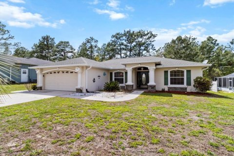 House in Citrus Springs, Florida 3 bedrooms, 166.11 sq.m. № 1619203 - photo 3