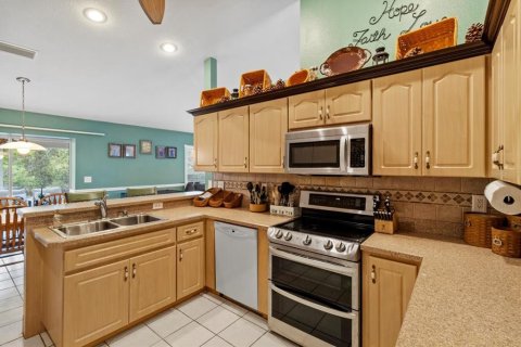 House in Citrus Springs, Florida 3 bedrooms, 166.11 sq.m. № 1619203 - photo 19