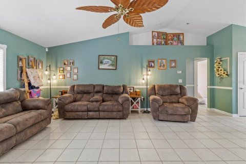 House in Citrus Springs, Florida 3 bedrooms, 166.11 sq.m. № 1619203 - photo 14
