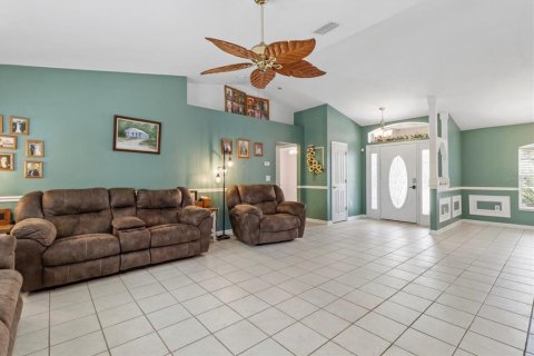 House in Citrus Springs, Florida 3 bedrooms, 166.11 sq.m. № 1619203 - photo 16