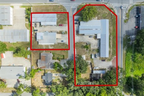 Commercial property in Fruitland Park, Florida 301.93 sq.m. № 1850304 - photo 10