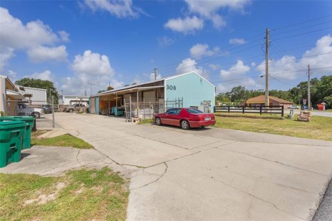 Commercial property in Fruitland Park, Florida 301.93 sq.m. № 1850304 - photo 21