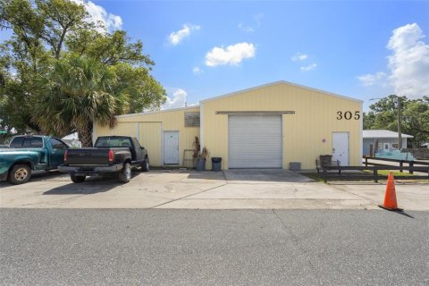 Commercial property in Fruitland Park, Florida 301.93 sq.m. № 1850304 - photo 17