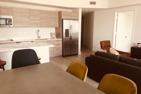 Condo in Miami, Florida, 2 bedrooms  № 1922205 - photo 20