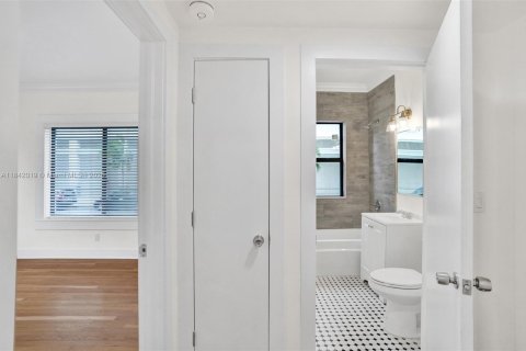 Appartement à louer à Hollywood, Floride: 2 chambres, 100.15 m2 № 1834355 - photo 20