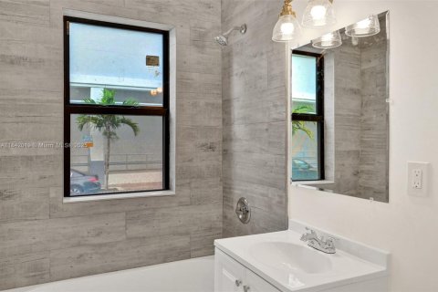 Appartement à louer à Hollywood, Floride: 2 chambres, 100.15 m2 № 1834355 - photo 22