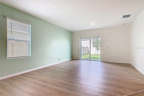 House in Davenport, Florida 5 bedrooms, 234.3 sq.m. № 1899388 - photo 7