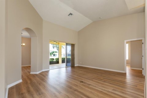 House in Leesburg, Florida 3 bedrooms, 186.18 sq.m. № 1877489 - photo 30