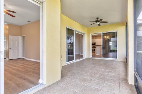 House in Leesburg, Florida 3 bedrooms, 186.18 sq.m. № 1877489 - photo 18