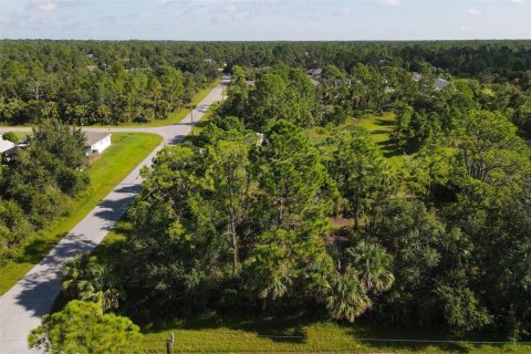 Terreno en venta en North Port, Florida № 2161178 - foto 9