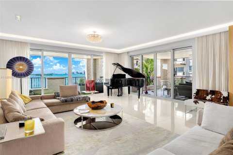 Condominio en venta en Miami Beach, Florida, 4 dormitorios, 381.74 m2 № 1944844 - foto 3