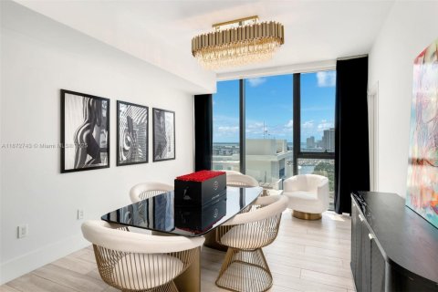 Copropriété à louer à Miami, Floride: 3 chambres, 254.83 m2 № 1928726 - photo 9