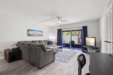 Condominio en venta en Dunedin, Florida, 2 dormitorios, 67.35 m2 № 2094588 - foto 9