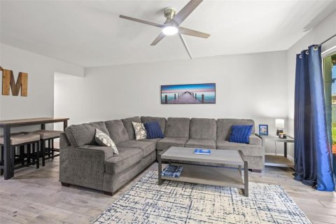 Condominio en venta en Dunedin, Florida, 2 dormitorios, 67.35 m2 № 2094588 - foto 8