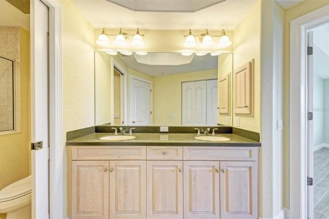 Condo in Palmetto, Florida, 2 bedrooms № 2149961 - photo 26