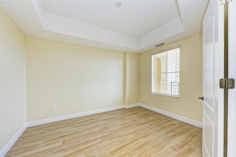 Condo in Palmetto, Florida, 2 bedrooms № 2149961 - photo 29