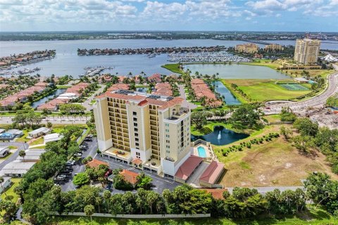 Condo in Palmetto, Florida, 2 bedrooms № 2149961 - photo 7