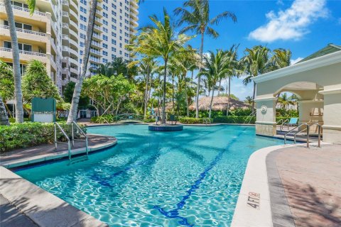 Copropriété à louer à Aventura, Floride: 2 chambres, 109.16 m2 № 1790427 - photo 2