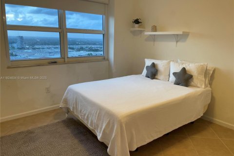 Copropriété à louer à Aventura, Floride: 2 chambres, 109.16 m2 № 1790427 - photo 14