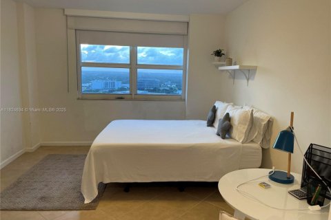 Copropriété à louer à Aventura, Floride: 2 chambres, 109.16 m2 № 1790427 - photo 13