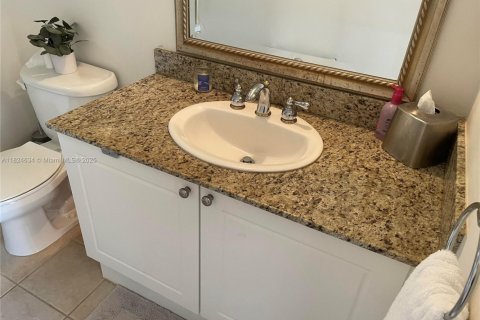 Copropriété à louer à Aventura, Floride: 2 chambres, 109.16 m2 № 1790427 - photo 10