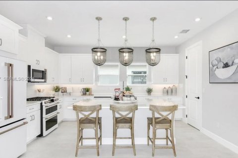 Casa en venta en Port St. Lucie, Florida, 2 dormitorios № 2186561 - foto 4