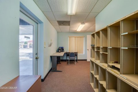 Commercial property in South Daytona, Florida 240.99 sq.m. № 2204389 - photo 16