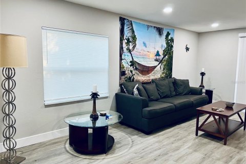 Casa en alquiler en Seminole, Florida, 3 dormitorios, 148.27 m2 № 1853217 - foto 17