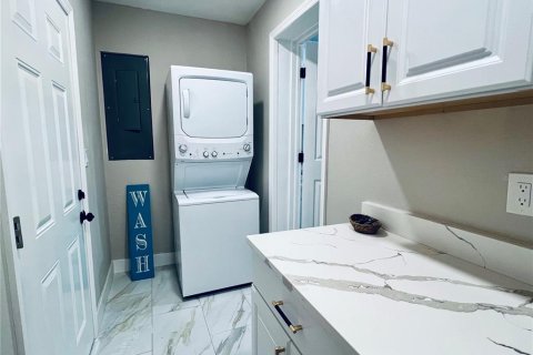 Casa en alquiler en Seminole, Florida, 3 dormitorios, 148.27 m2 № 1853217 - foto 3