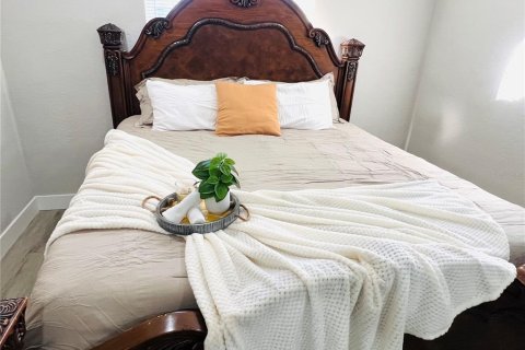 Casa en alquiler en Seminole, Florida, 3 dormitorios, 148.27 m2 № 1853217 - foto 4