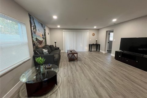 Casa en alquiler en Seminole, Florida, 3 dormitorios, 148.27 m2 № 1853217 - foto 18