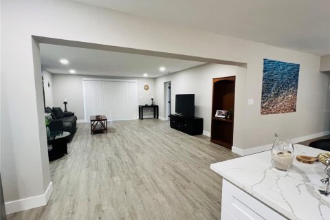 Casa en alquiler en Seminole, Florida, 3 dormitorios, 148.27 m2 № 1853217 - foto 20