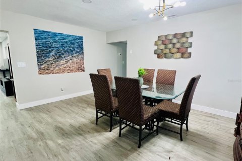 Casa en alquiler en Seminole, Florida, 3 dormitorios, 148.27 m2 № 1853217 - foto 24