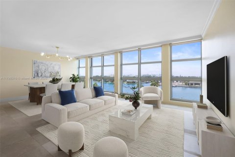 Copropriété à louer à Miami Beach, Floride: 2 chambres, 154.22 m2 № 1730984 - photo 1
