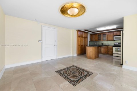 Copropriété à louer à Miami Beach, Floride: 2 chambres, 154.22 m2 № 1730984 - photo 7