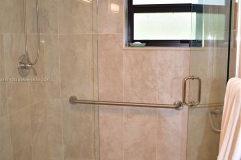 Купить кондоминиум в Бойнтон-Бич, Флорида 2 спальни, 130.06м2, № 1967227 - фото 10