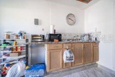 House in Ocala, Florida 3 bedrooms, 141.86 sq.m. № 2217117 - photo 16