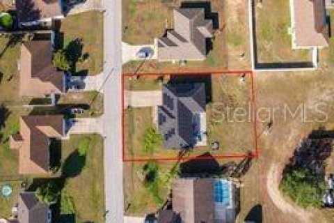 House in Ocala, Florida 3 bedrooms, 141.86 sq.m. № 2217117 - photo 27
