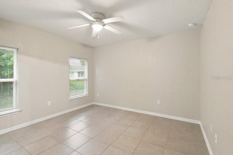 Villa ou maison à louer à Kissimmee, Floride: 4 chambres, 158.58 m2 № 2415596 - photo 9