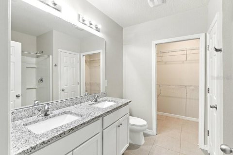 Villa ou maison à louer à Kissimmee, Floride: 4 chambres, 158.58 m2 № 2415596 - photo 10