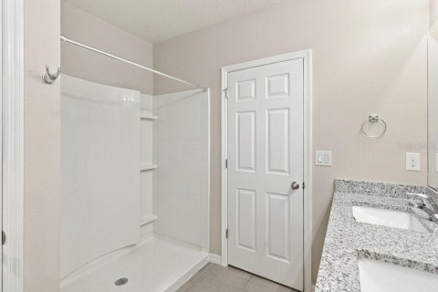 Villa ou maison à louer à Kissimmee, Floride: 4 chambres, 158.58 m2 № 2415596 - photo 14