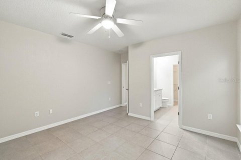 Villa ou maison à louer à Kissimmee, Floride: 4 chambres, 158.58 m2 № 2415596 - photo 8