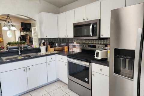 House in Riverview, Florida 3 bedrooms, 120.4 sq.m. № 1786120 - photo 7