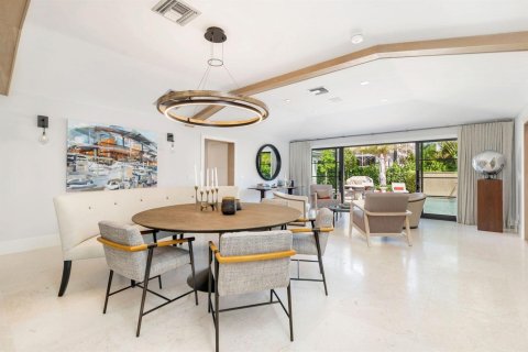 Villa ou maison à louer à West Palm Beach, Floride: 3 chambres, 288.09 m2 № 2388484 - photo 8