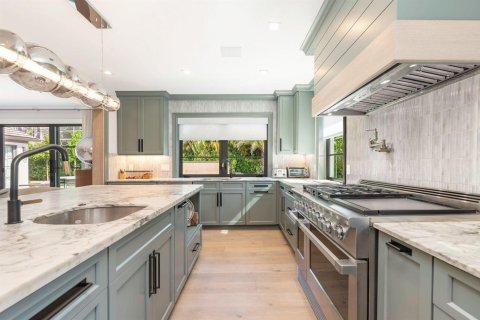 Villa ou maison à louer à West Palm Beach, Floride: 3 chambres, 288.09 m2 № 2388484 - photo 14