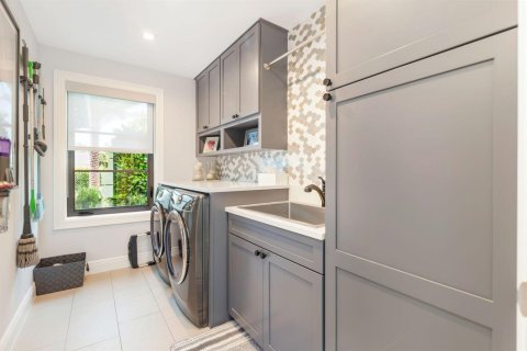 Villa ou maison à louer à West Palm Beach, Floride: 3 chambres, 288.09 m2 № 2388484 - photo 30
