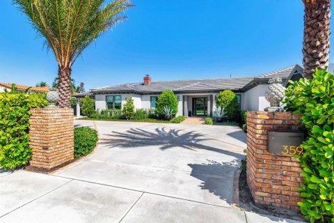 Villa ou maison à West Palm Beach, Floride 3 chambres, 288.09 m2 № 2388484